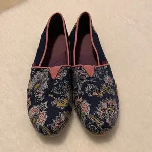 Toms Shoes Toms Girls Navy Paisley Liberty Louis Print Slide